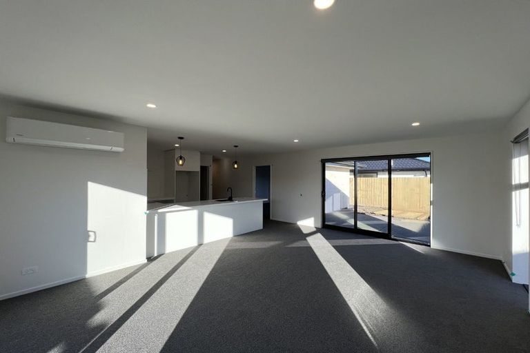Photo of property in 10 Ned Place, Halswell, Christchurch, 8025