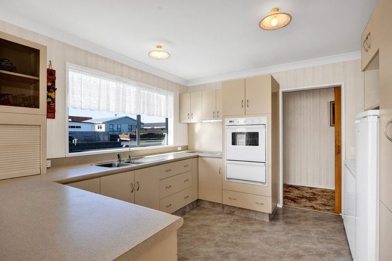 Photo of property in 51 Wilson Street, Hawera, 4610