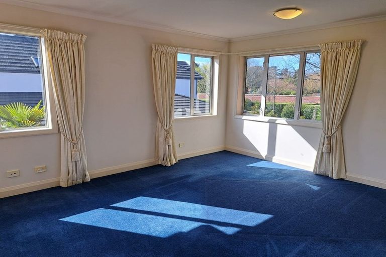 Photo of property in 11 Kereru Lane, Riccarton, Christchurch, 8011