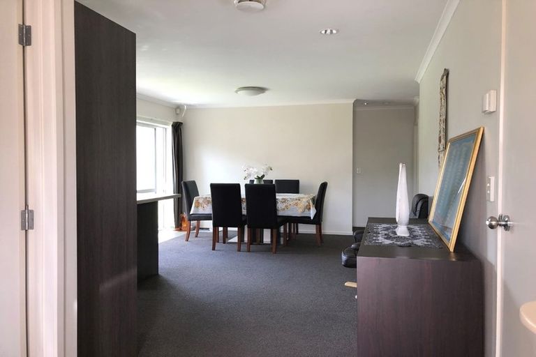 Photo of property in 10a Hill Road, Papatoetoe, Auckland, 2025