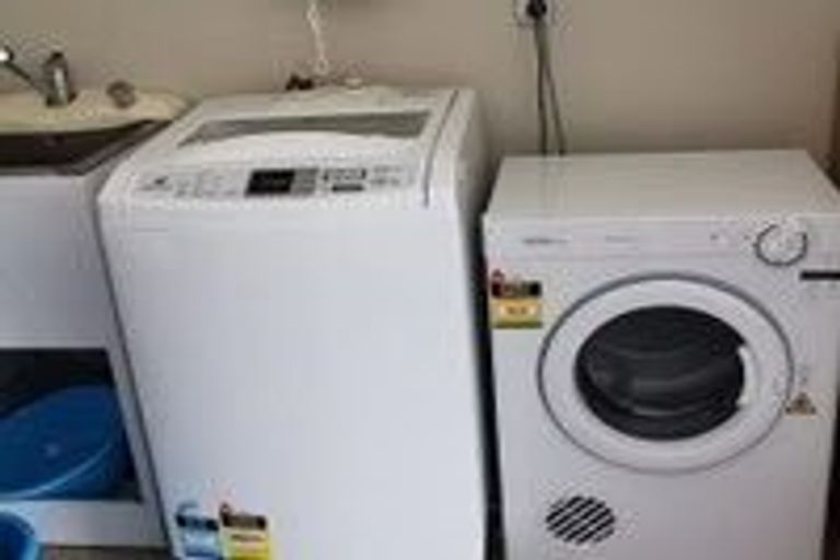 Photo of property in 62 Laurel Oak Drive, Schnapper Rock, Auckland, 0632