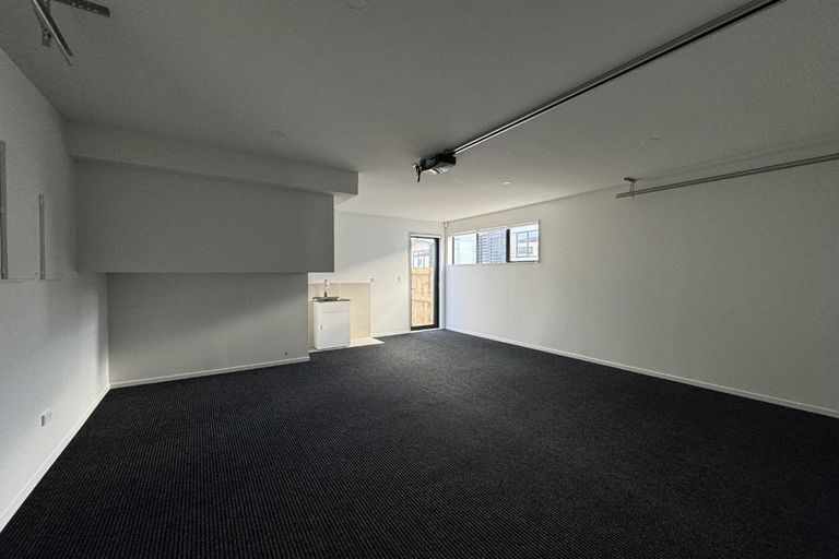 Photo of property in 16 Elegant Lane, Ranui, 0612