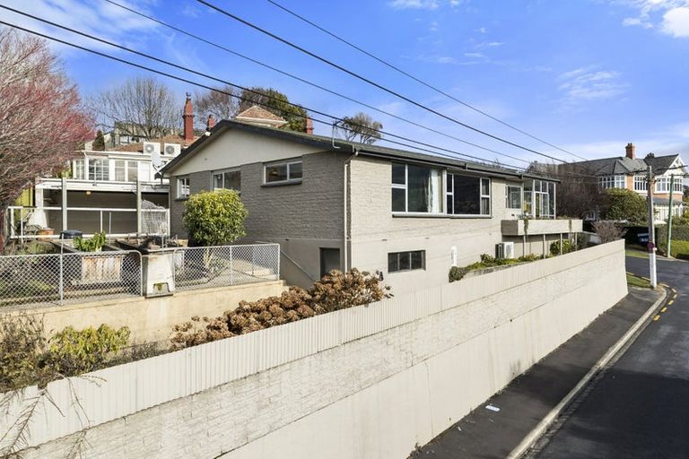 Photo of property in 1 Sargood Street, Maori Hill, Dunedin, 9010