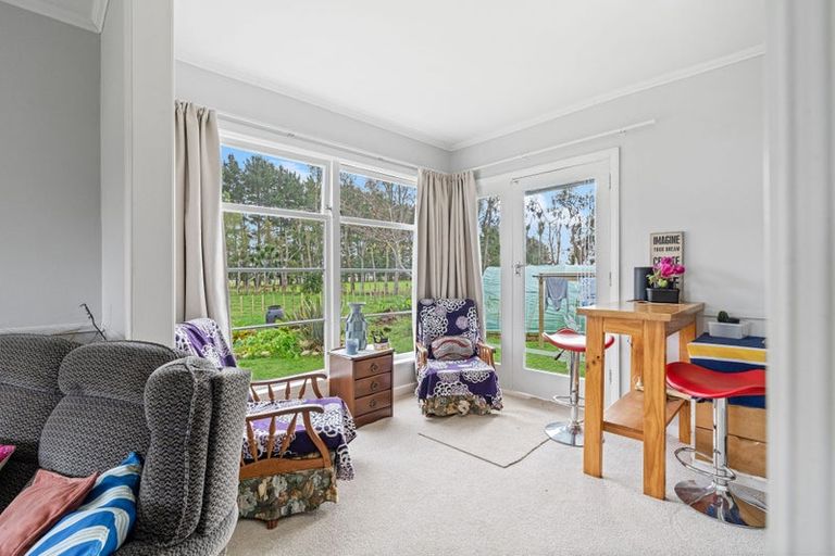 Photo of property in 40 Garth Road, Levin, 5571