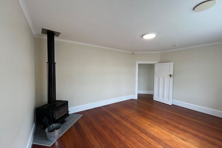 Photo of property in 28 Bridge Street, Rongotai, Wellington, 6022