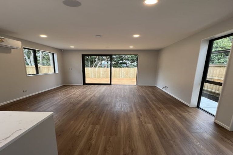 Photo of property in 3 Combat Street, Papakura, 2110