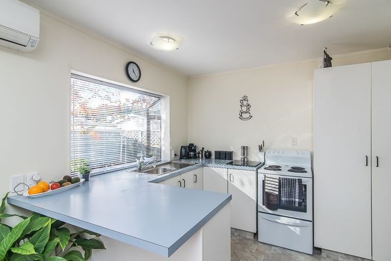 Photo of property in 71b Raumati Road, Raumati Beach, Paraparaumu, 5032
