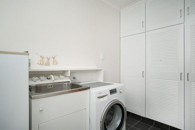 Photo of property in 56 Collingwood Street, Hokowhitu, Palmerston North, 4410