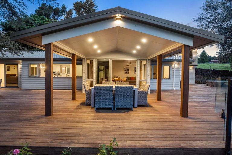 Photo of property in 589 Ngunguru Road, Glenbervie, Whangarei, 0173