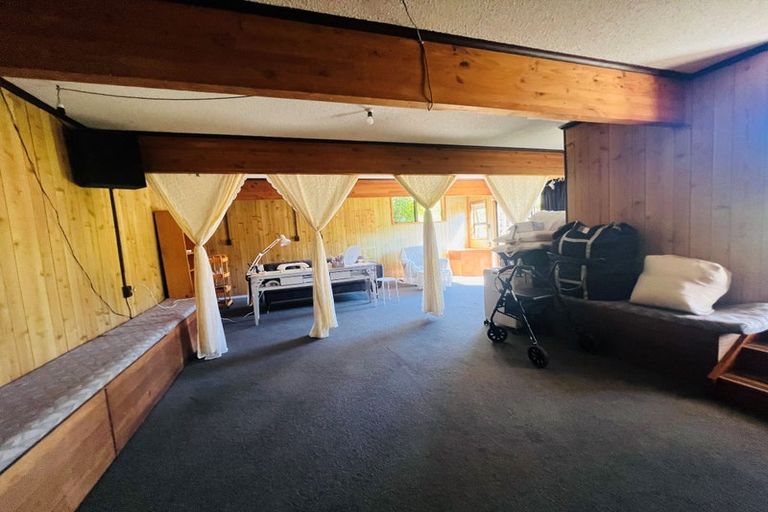 Photo of property in 66 Salamanca Road, Sunnynook, Auckland, 0620