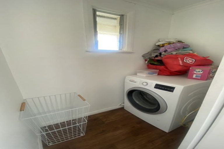 Photo of property in 1 Chester Place, Taradale, Napier, 4112