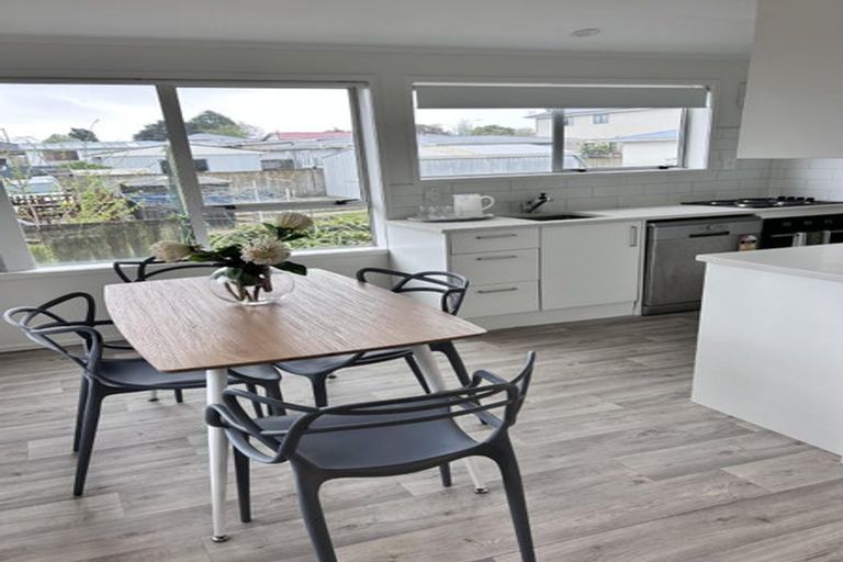 Photo of property in 3/28 Halsey Road, Manurewa, Auckland, 2102