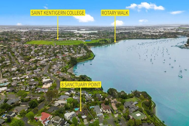 Photo of property in 8 Sanctuary Point, Sunnyhills, Auckland, 2010