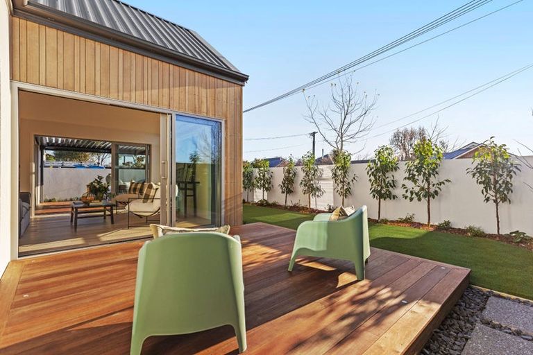 Photo of property in 78 Weston Road, St Albans, Christchurch, 8052