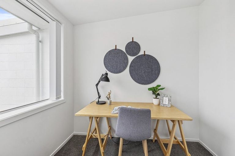 Photo of property in 22d Mandalay Terrace, Khandallah, Wellington, 6035