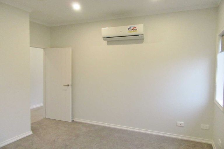 Photo of property in 12 Brumbie Way, Karaka, Papakura, 2113