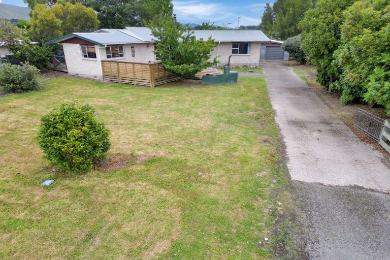 Photo of property in 7a Puketea Street, Tokomaru, Palmerston North, 4474