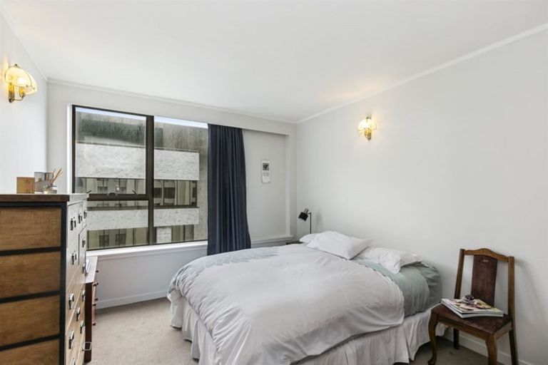 Photo of property in Hobson Court Flats, 51/70u Hobson Street, Thorndon, Wellington, 6011