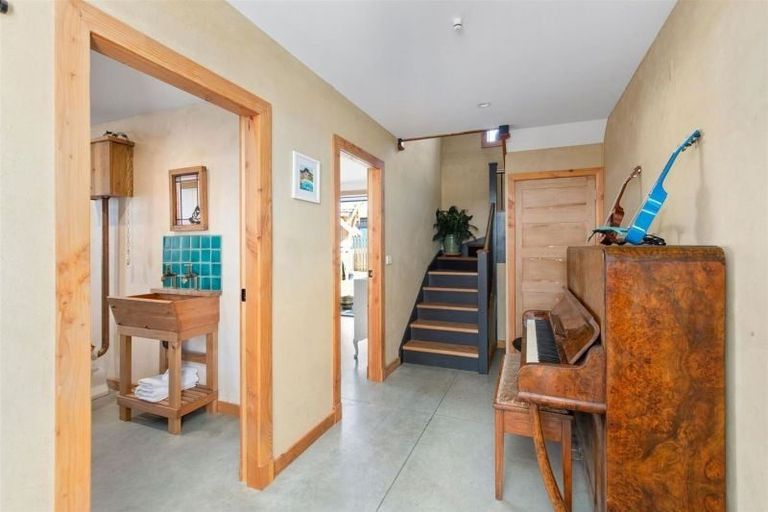 Photo of property in 11 Sentinel Drive, Lake Hawea, Wanaka, 9382