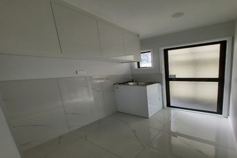 Photo of property in 19 Kapiti Place, Sunnynook, Auckland, 0620