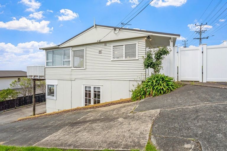 Photo of property in 75 Stanmore Bay Road, Stanmore Bay, Whangaparaoa, 0932