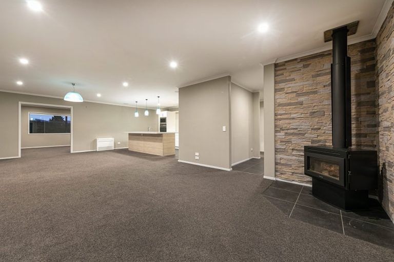 Photo of property in 5 Nancy Lane, Wanaka, 9305