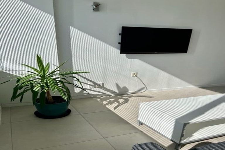 Photo of property in Beresford Apartments, 12/118u Russell Terrace, Berhampore, Wellington, 6023