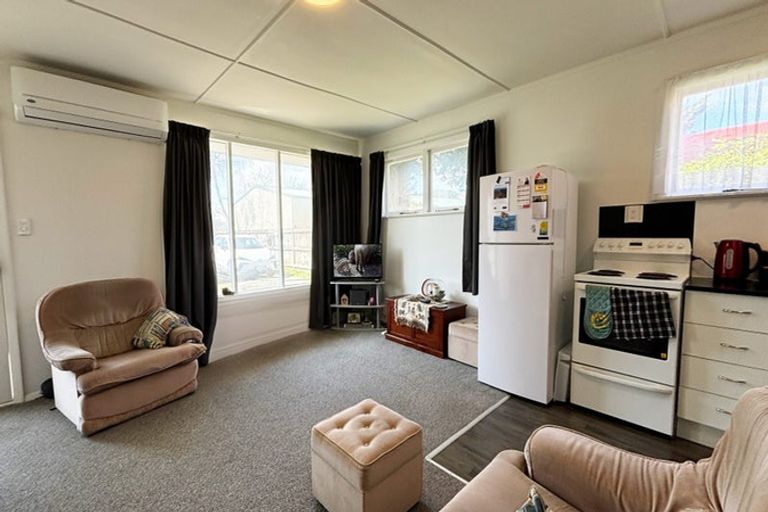 Photo of property in 28f4- Islington Street, Trentham, Upper Hutt, 5018