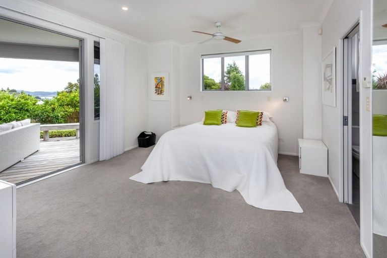 Photo of property in 100 Pacific View Drive, Whangamata, 3620