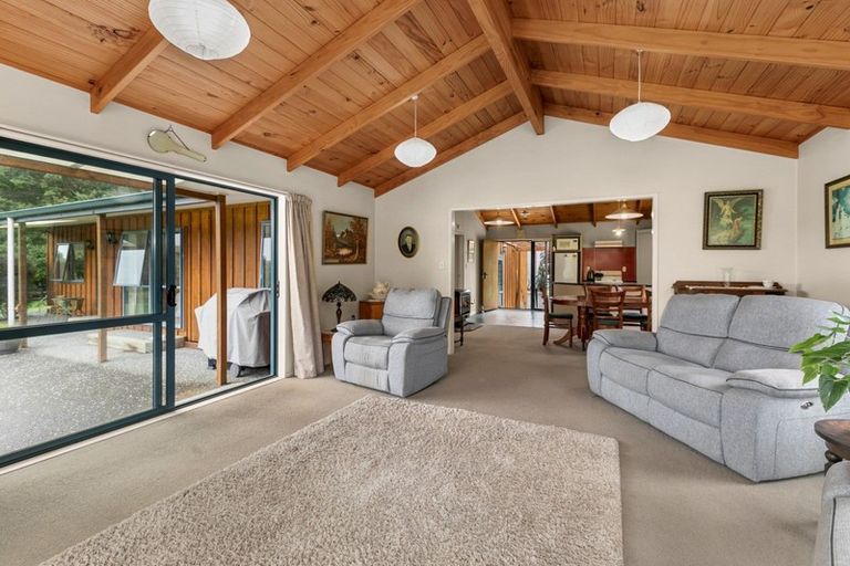 Photo of property in 1382 No 3 Road, Te Puke, 3183