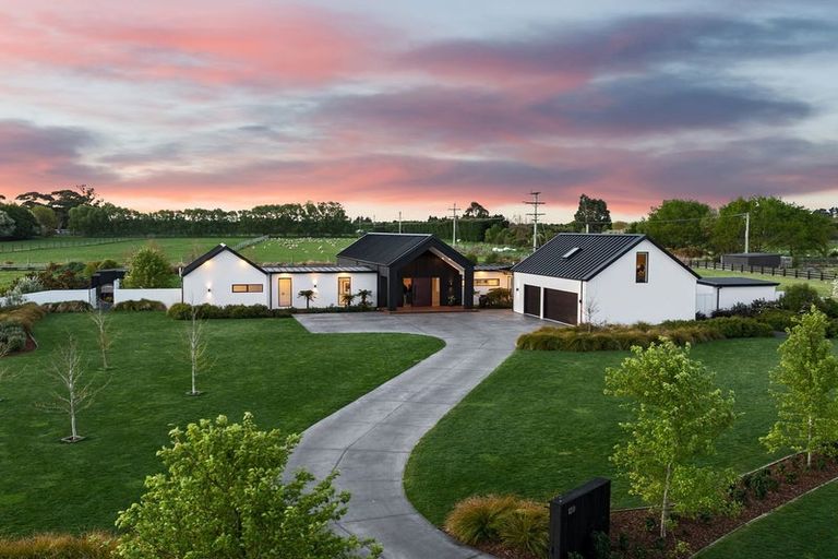 Photo of property in 130 Verdeco Boulevard, Lincoln, 7608