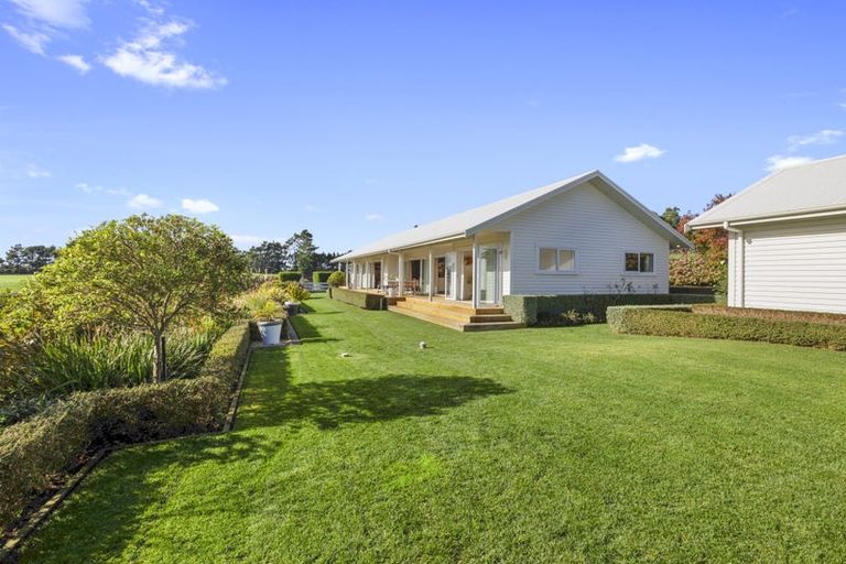 Photo of property in 167 Henwood Road, Paraite, New Plymouth, 4372