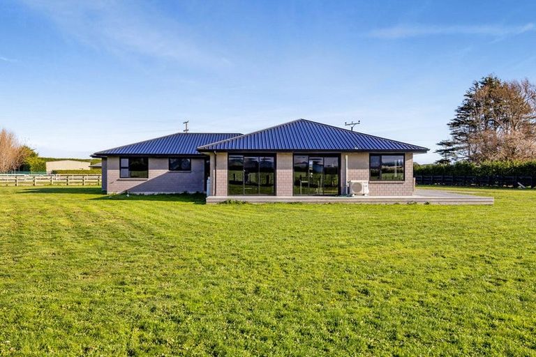 Photo of property in 261 Ohangai Road, Hawera, 4673
