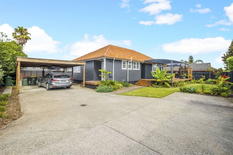 Photo of property in 16 Onslow Road, Papakura, 2110