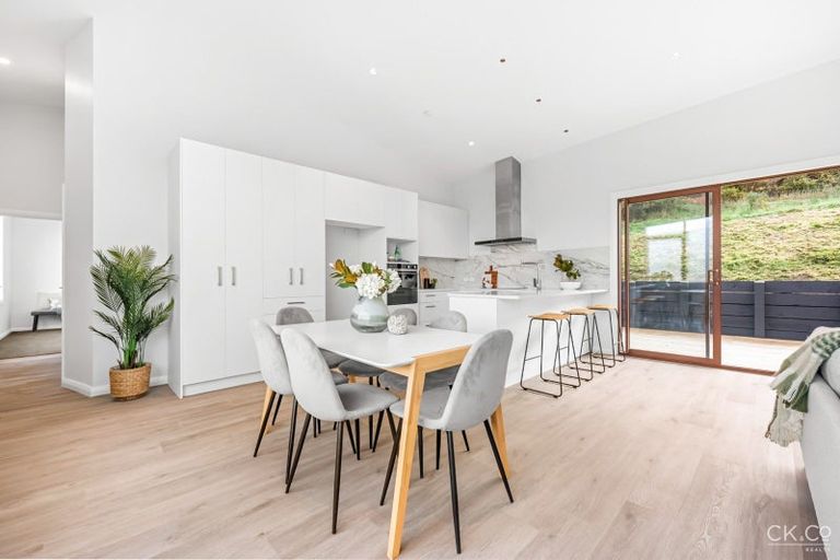 Photo of property in 18 Colorado Road, Totara Park, Upper Hutt, 5018