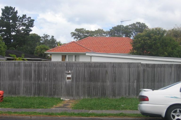 Photo of property in 1/103 Nile Road, Milford, Auckland, 0620