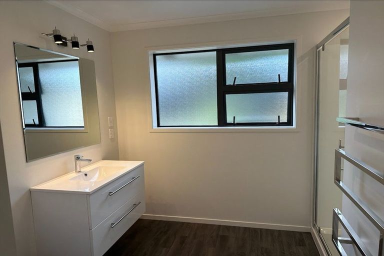 Photo of property in 8 Gordon Place, Levin, 5510