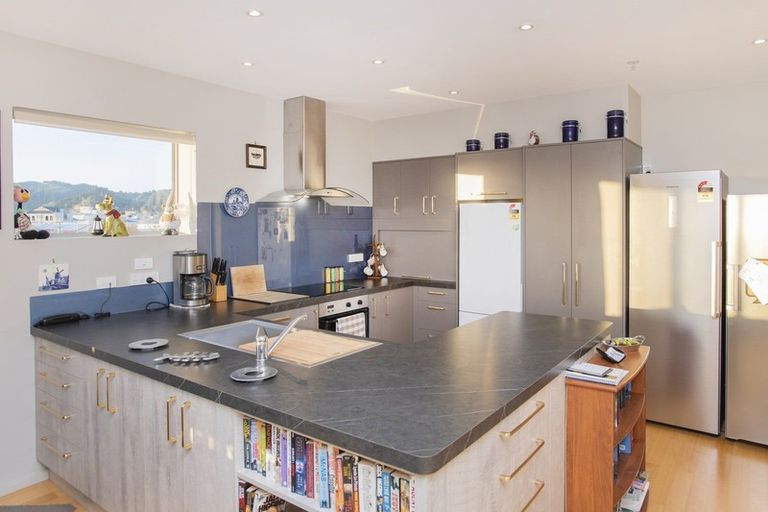 Photo of property in Bay View, 14/90 Customhouse Street, Gisborne, 4010