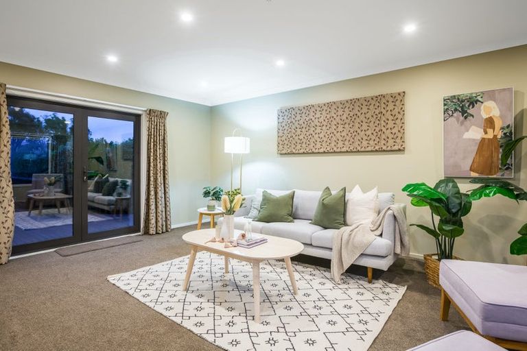 Photo of property in 5 The Top Gallant, Whitby, Porirua, 5024