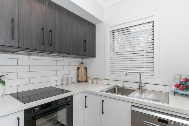 Photo of property in 2u2 Moana Street, Frankton, Hamilton, 3204