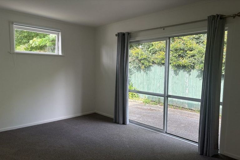 Photo of property in 17 Aronui Terrace, Kelston, Auckland, 0602