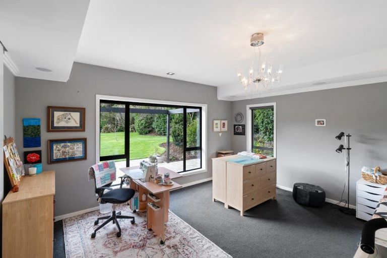 Photo of property in 40 Matua Grove, Otatara, Invercargill, 9879