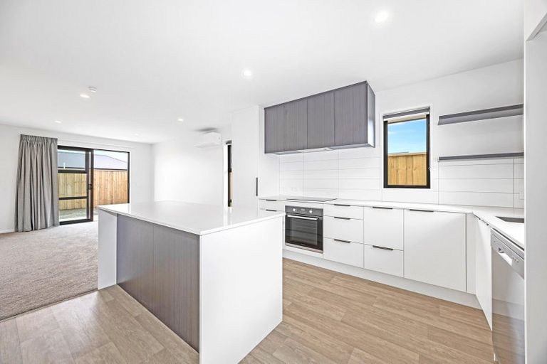 Photo of property in 33 Accadia Drive, Rolleston, 7614