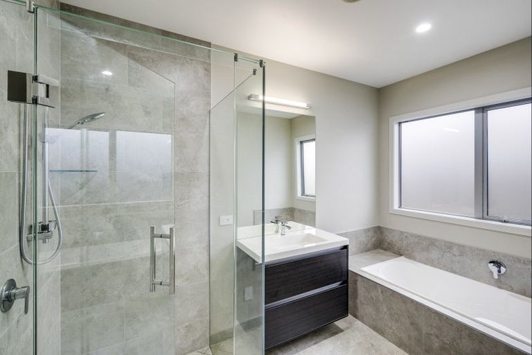 Photo of property in 16 Mckay Close, Frimley, Hastings, 4120