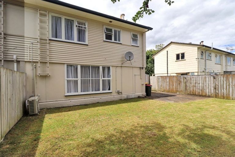 Photo of property in 15 Eldon Grove, Taita, Lower Hutt, 5019