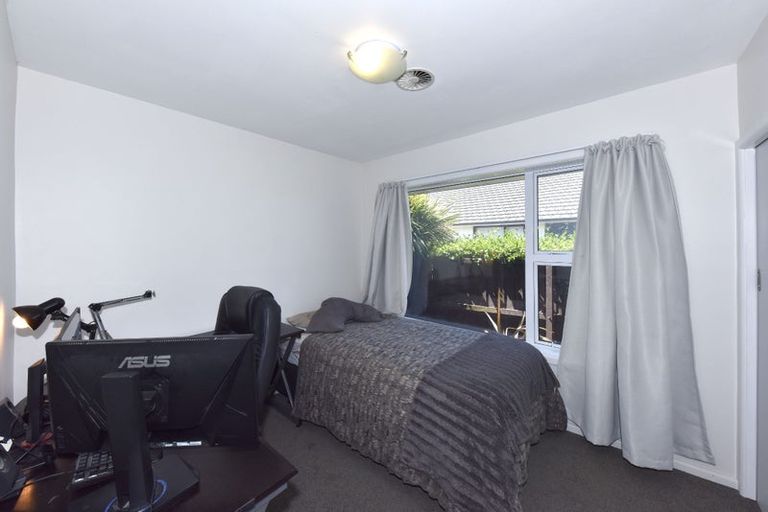 Photo of property in 22 Skerten Avenue, Hornby, Christchurch, 8042