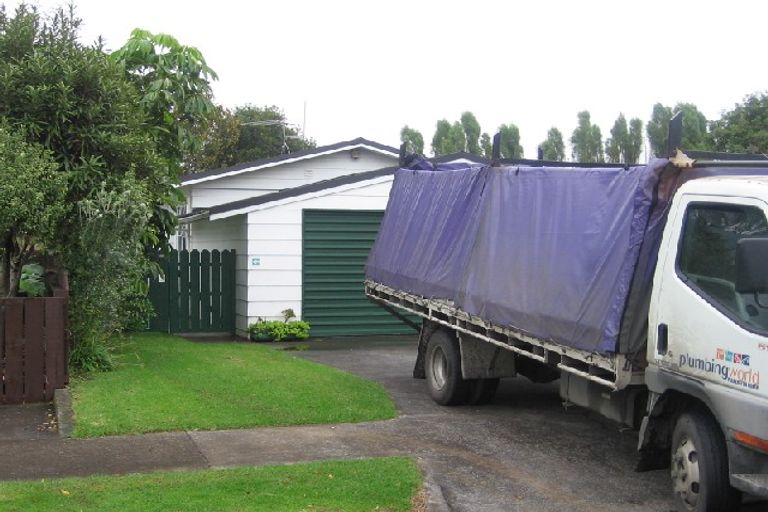 Photo of property in 16 Kakapo Place, Papatoetoe, Auckland, 2025