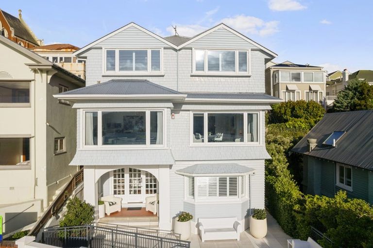 Photo of property in 44 Mcfarlane Street, Mount Victoria, Wellington, 6011