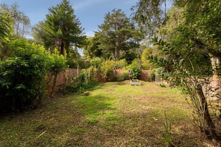 Photo of property in 22 Chatsworth Road, Silverstream, Upper Hutt, 5019
