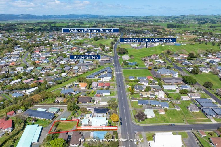 Photo of property in 96 Queen Street, Waiuku, 2123